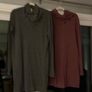 2 sweatshirt button dresses